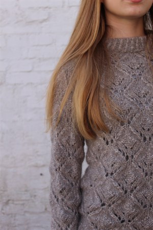 210 Hortensia sweater