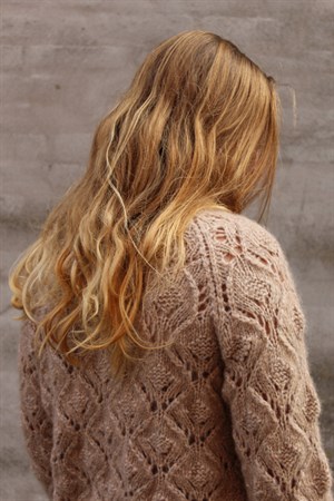 210 Hortensia sweater