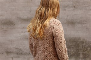210 Hortensia sweater