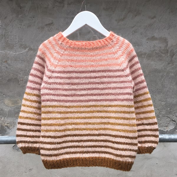 PE 012  STRIPED LAMA