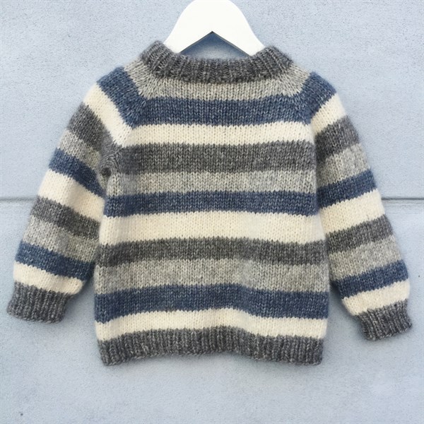 PE 017  BROTHER SWEATER