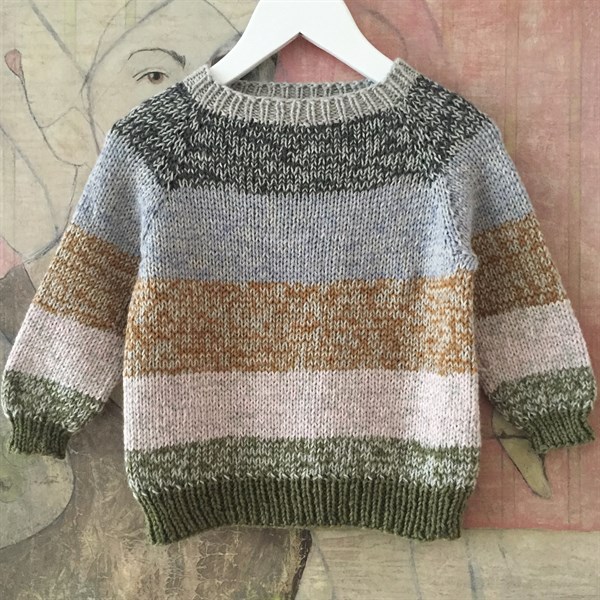 PE 019  MIX SWEATER